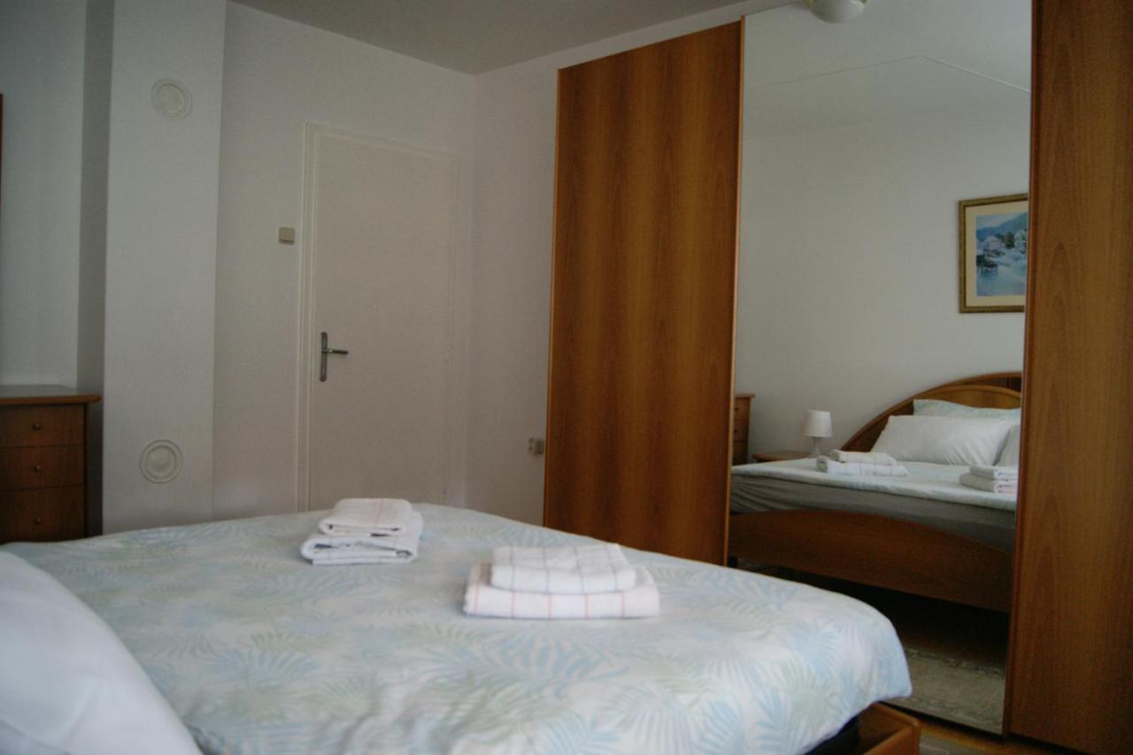 Apartment Lynx Korenica Luaran gambar